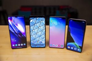 A Consumer’s Guide to Choose Smartphones by Features, Brand, and Carrier 2